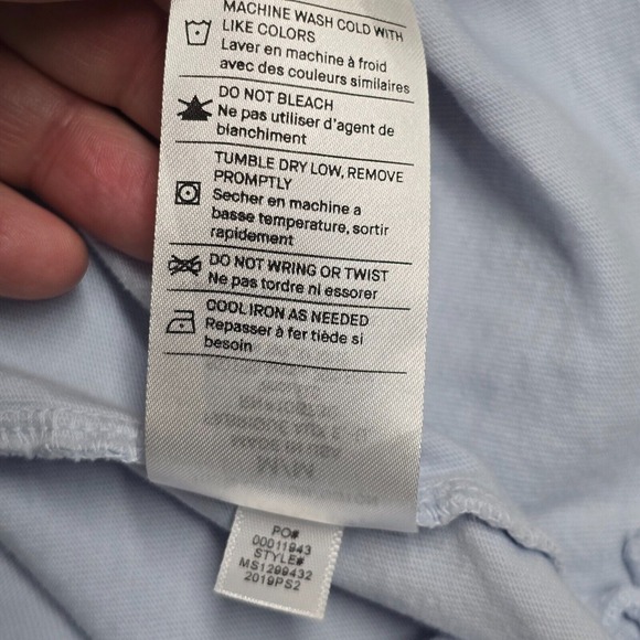 Vince Shirt Mens Medium Blue V-Neck Garment Dye Pullover Short‎ Sleeve Minimal - Picture 7 of 11